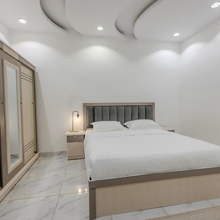 Comfortable & Big Family Apartments 10Mins Drive To Al-Masjid -Nabawi - Nozol Noor 2 Medina Exteriör bild
