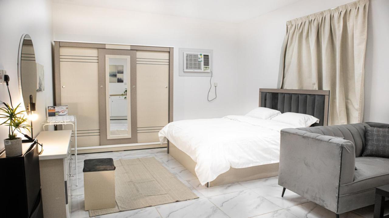 Comfortable & Big Family Apartments 10Mins Drive To Al-Masjid -Nabawi - Nozol Noor 2 Medina Exteriör bild