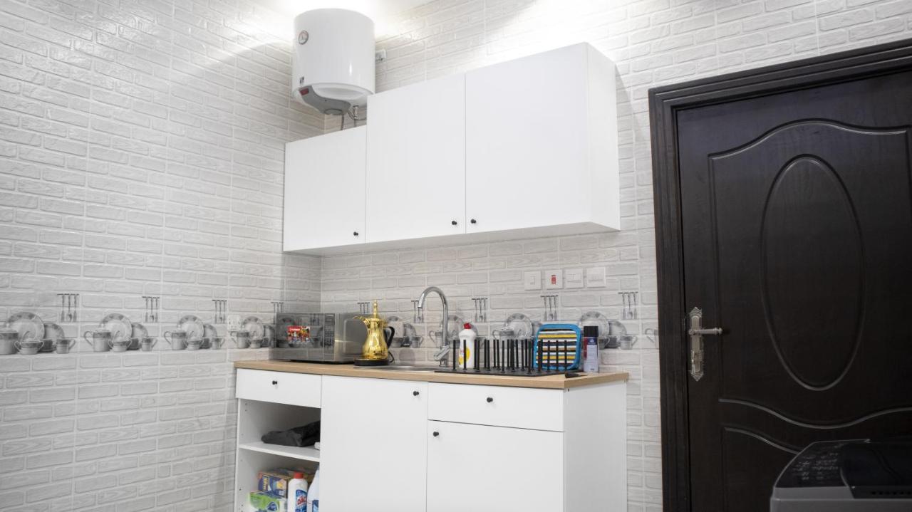 Comfortable & Big Family Apartments 10Mins Drive To Al-Masjid -Nabawi - Nozol Noor 2 Medina Exteriör bild